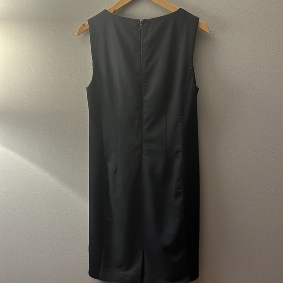 T Tahari Dress- Size 10, Black and Gray - Picture 7 of 9